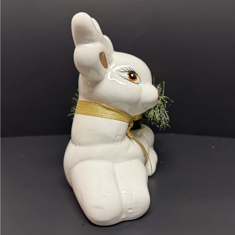 1990’s White Ceramic Sitting Reindeer Planter Holiday Gold Bow & Greenery EUC